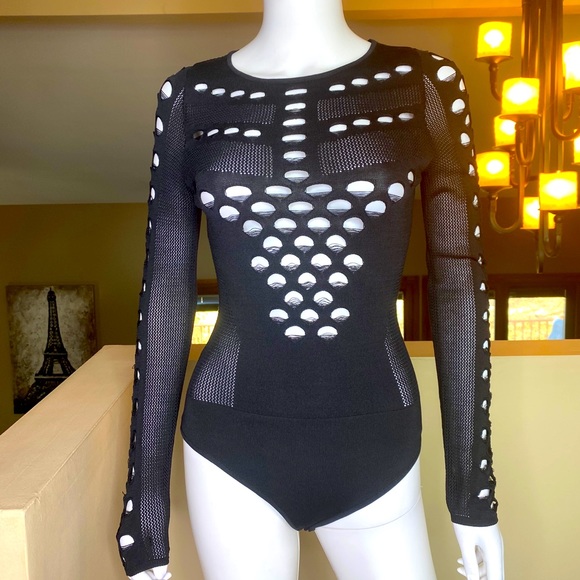 Hera Collection Tops - HERA COLLECTION BLACK CUTOUT BODYSUIT